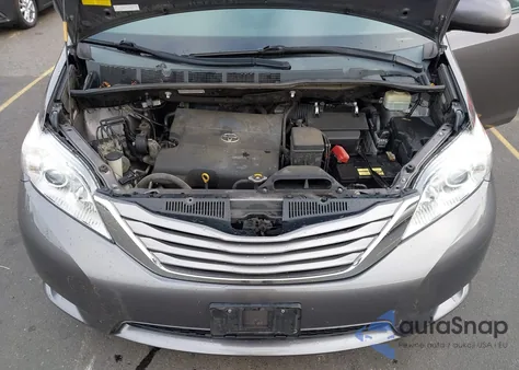 2015 Toyota Sienna Xle/Limited из США, поврежденный, VIN 5TDDK3DC5FS114485